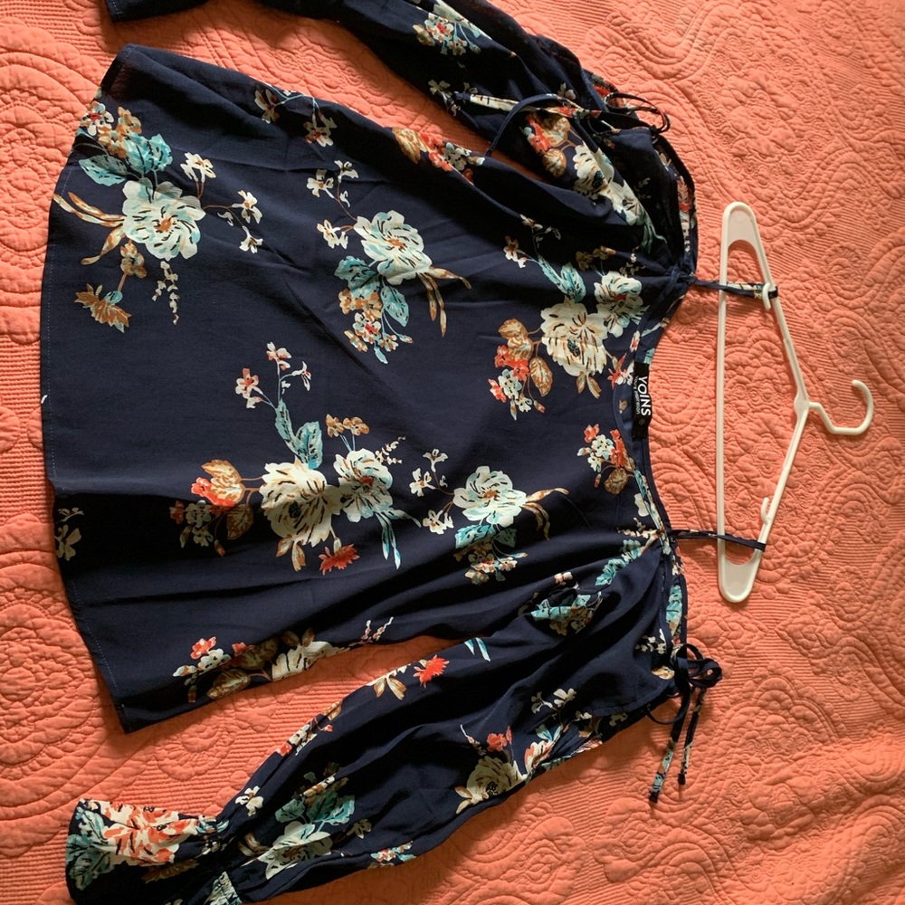 Woman’s shirts